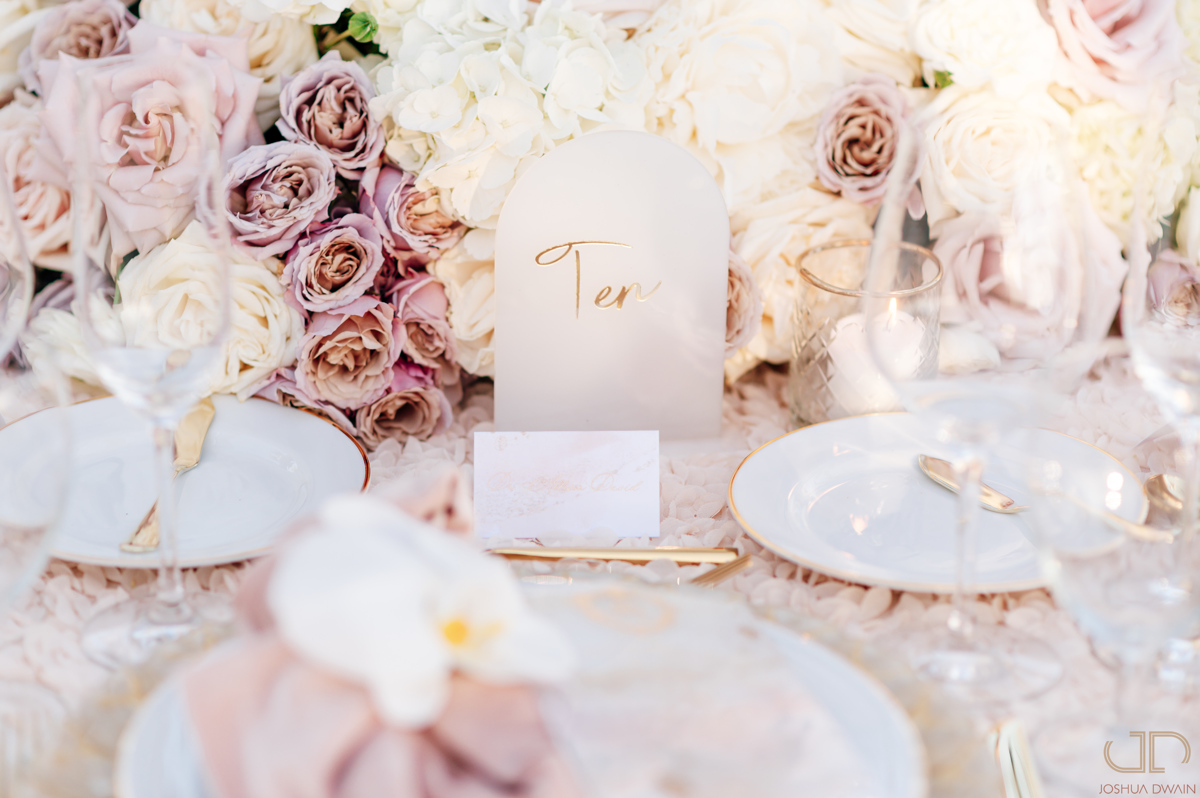 wedding tablescape, flowers